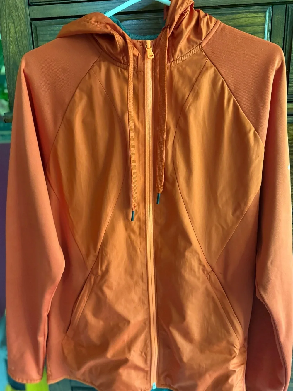 Under Armour Men's Vibrant Orange Performance Jacket. Under Armour Jacket-small